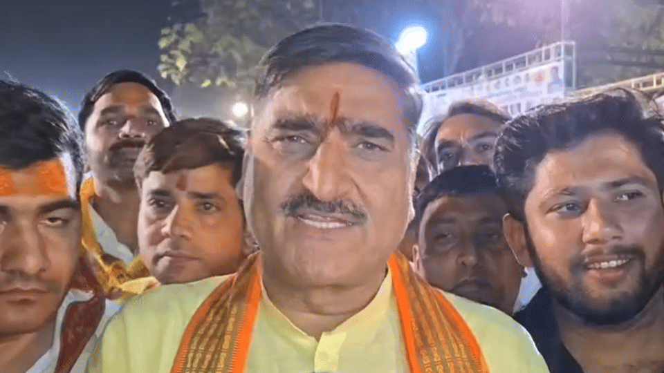 Controversial statement of Aligarh MP Satish Gautam