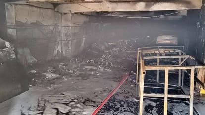 Bihar News: Massive fire in Tanishq showroom in Bhojpur, Bihar's biggest robbery happened just a few days ago