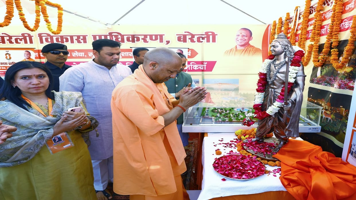 CM Yogi says Previous governments connected Bareilly with Jhumka we gave Nath Corridor