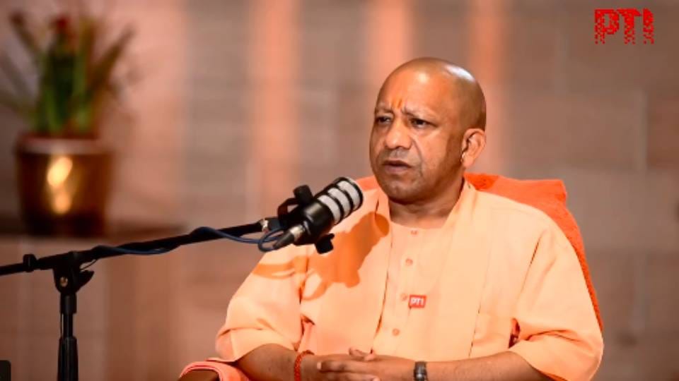 CM Yogi said regional languages make nation strong they can become foundation of national unity