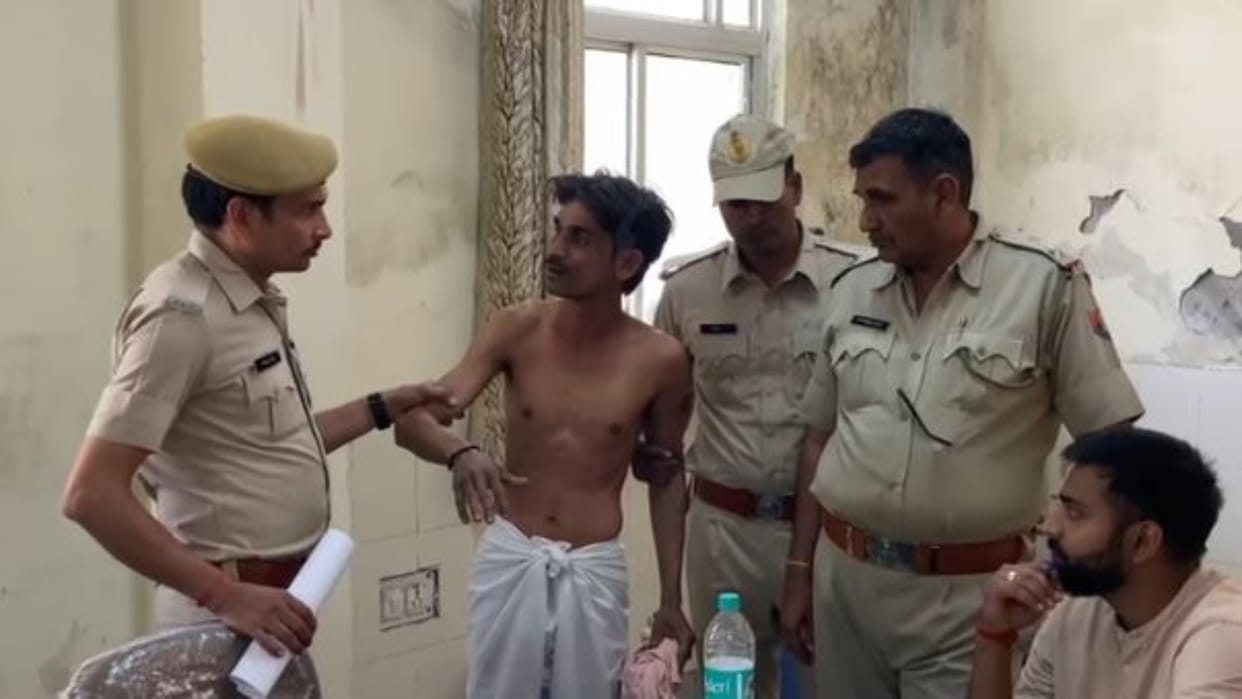 Ajmer News: Despite Tight Security, Half-Naked Youth with Swords Enters Dargah Premises, Police Interrogating