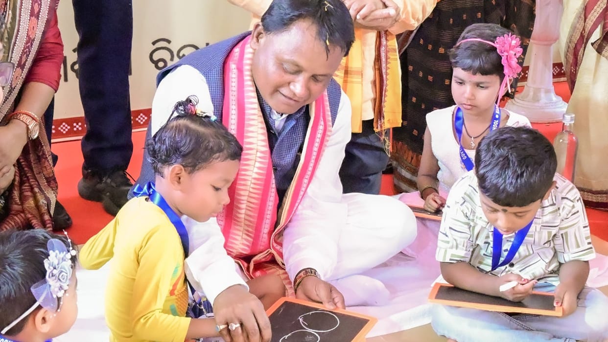 Odisha CM Mohan Charan Majhi launches 'Sishu Vatika' in schools News In Hindi