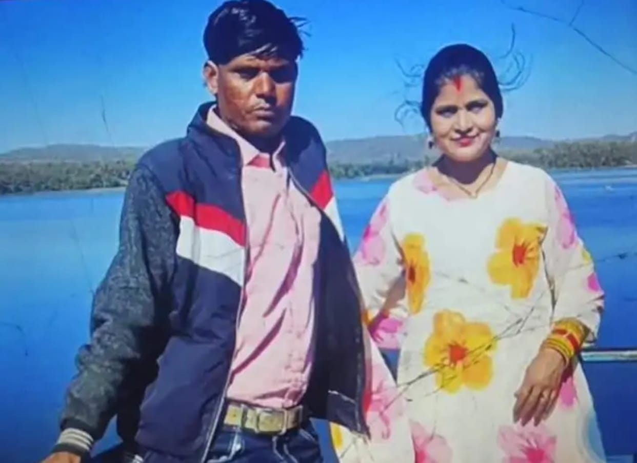 Indore: Couple committed suicide by hanging themselves in Indore, they were married 22 years ago
