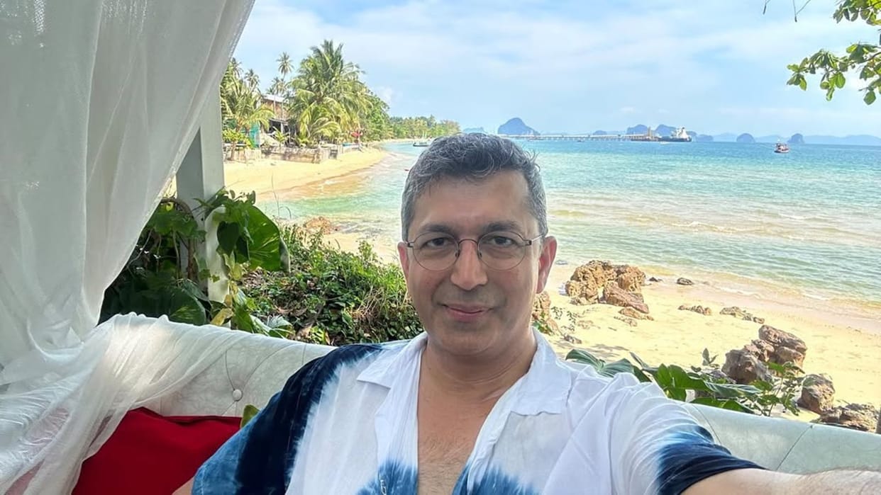 Hum tum director kunal kohli shares his experience regarding film says about budget issue