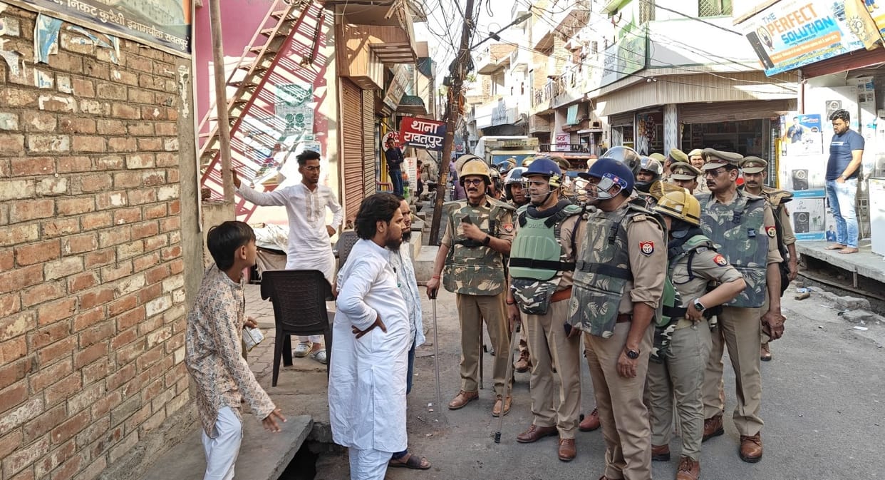 Kanpur Police alert on Waqf Amendment Bill rehearsed anti riot drill patrolled sensitive areas