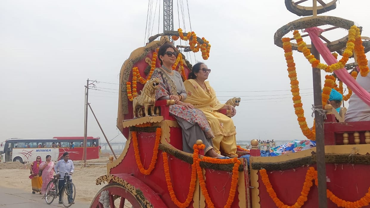 Army took out Nishan Yatra with elephant, horse and carriage