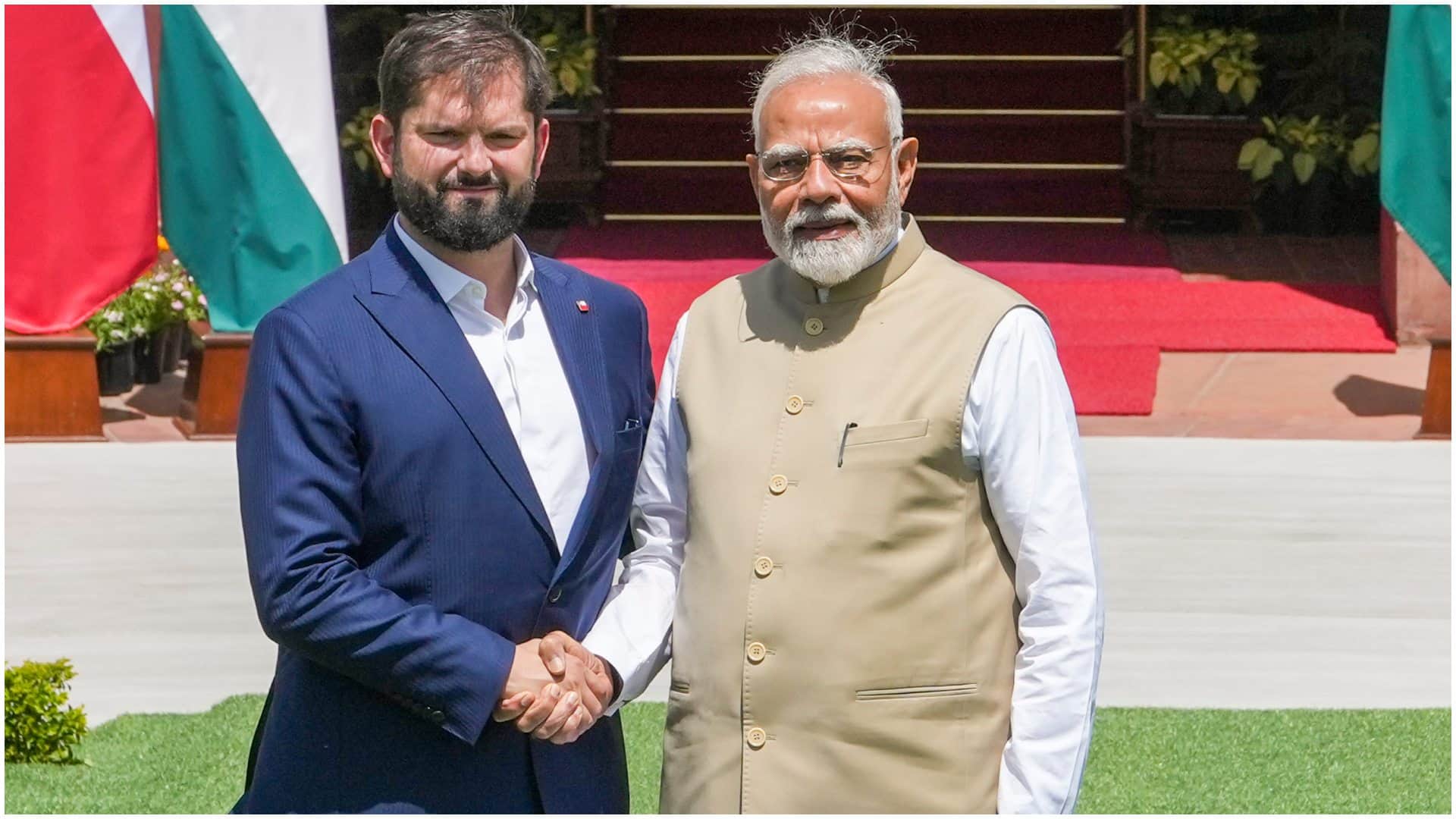 Chilean President Praises Indian PM Modi Says Key Player in Geopolitics News in Hindi