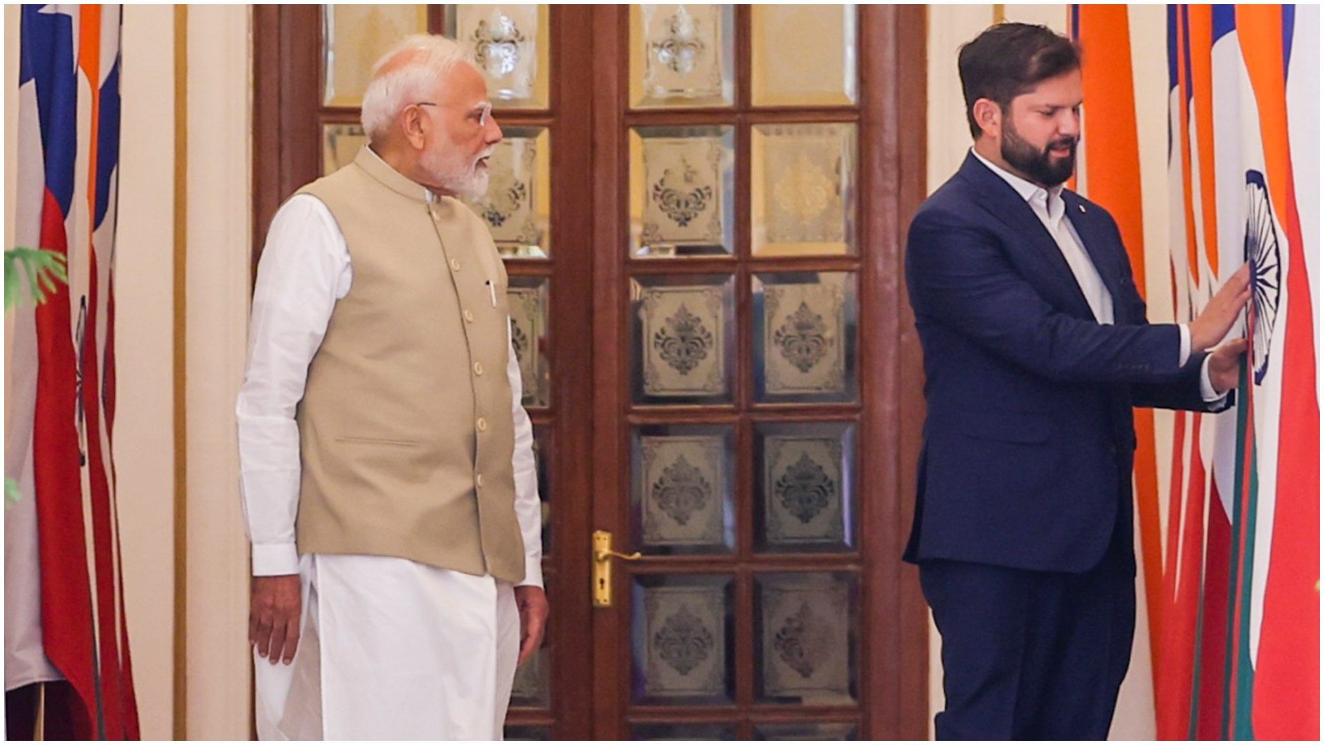 Chilean President Praises Indian PM Modi Says Key Player in Geopolitics News in Hindi