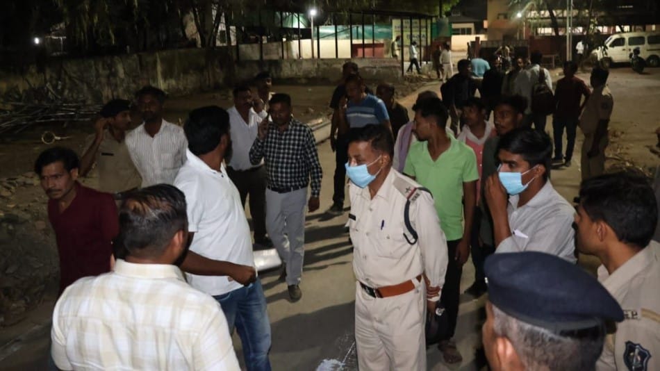 Indore News Bodies of Gujarat Blast Factory Workers Reach Indore, Heartbroken Father Searches for Son