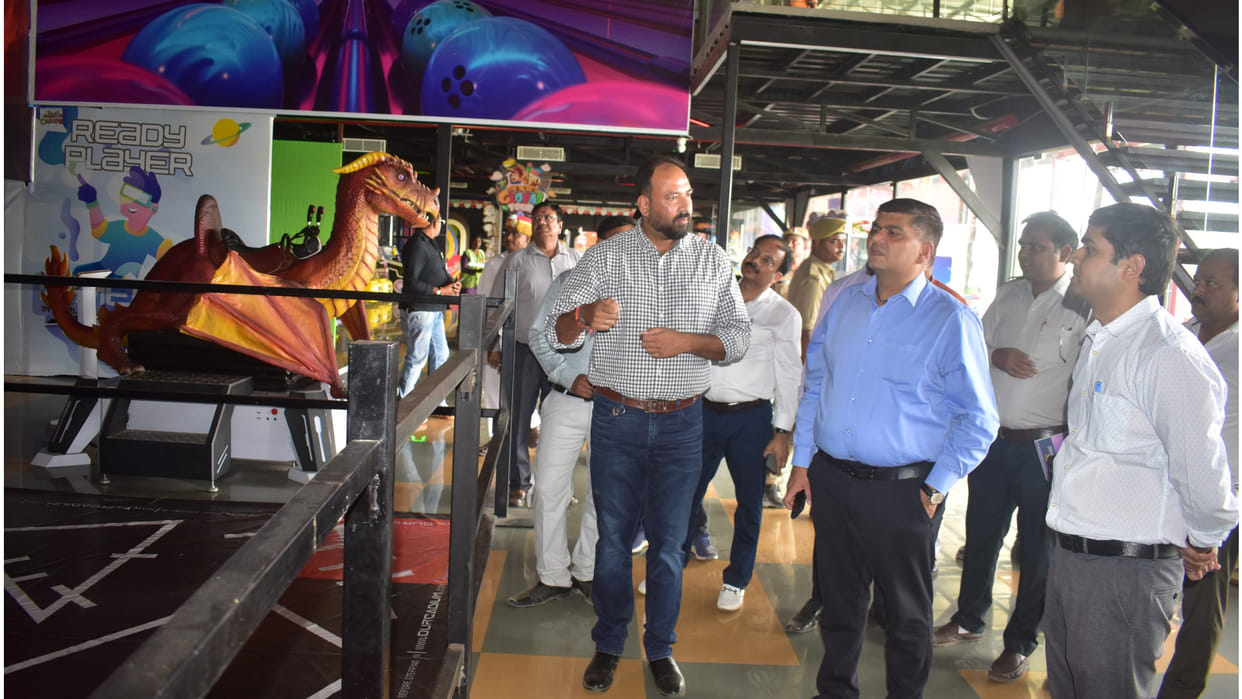 Carnival park is ready at Gorakhpur's Ramgarhtal, it is built on the lines of Brazil