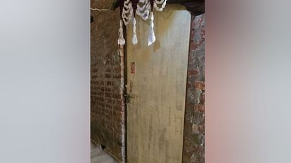 Gorakhpur Murder: मां और बहन को बचाने के लिए चिल्लाती रही खुशबू, कातिलों ने एक न सुनी; बेटी ने दी ये चेतावनी Gorakhpur Double Murder Daughter Cried for Help Killers Didnt Stop Key Arrest Made UP Crime News In Hindi