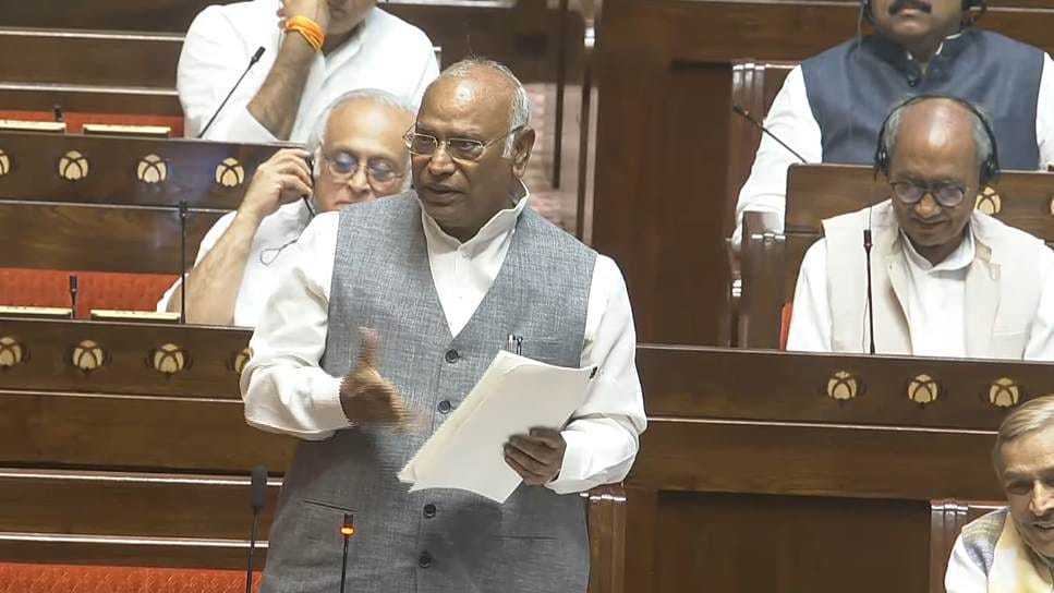 Waqf Bill in Rajya Sabha LoP Mallikarjun Kharge appeals to Home Minister govt not make it matter of prestige