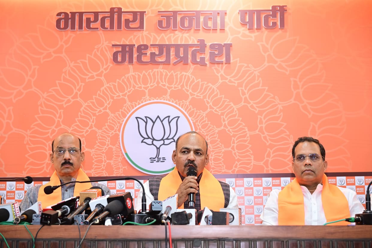 MP News: Sanwar Patel said- Congress, SP and land mafia are conspiring to incite people against the Waqf Amend