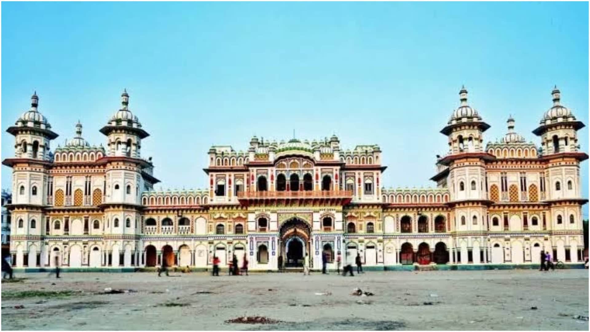 Shardiya Navratri 2025: Famous Maa Durga Temple Around World Travel Guide in Hindi