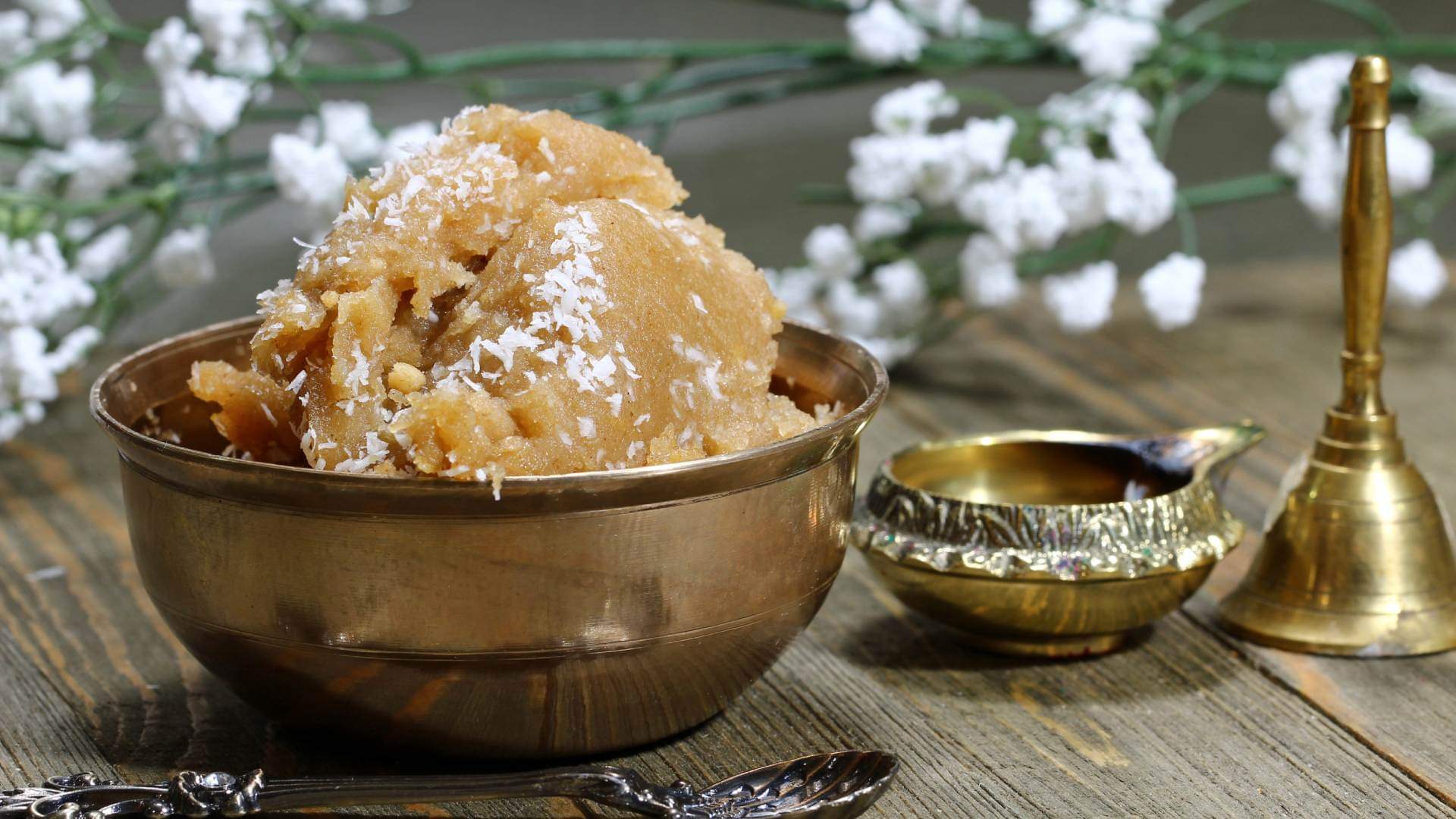 Navami Ashtami Prasad 2025 recipe Avoid these mistakes while preparing Halwa for Puja Know details in Hindi
