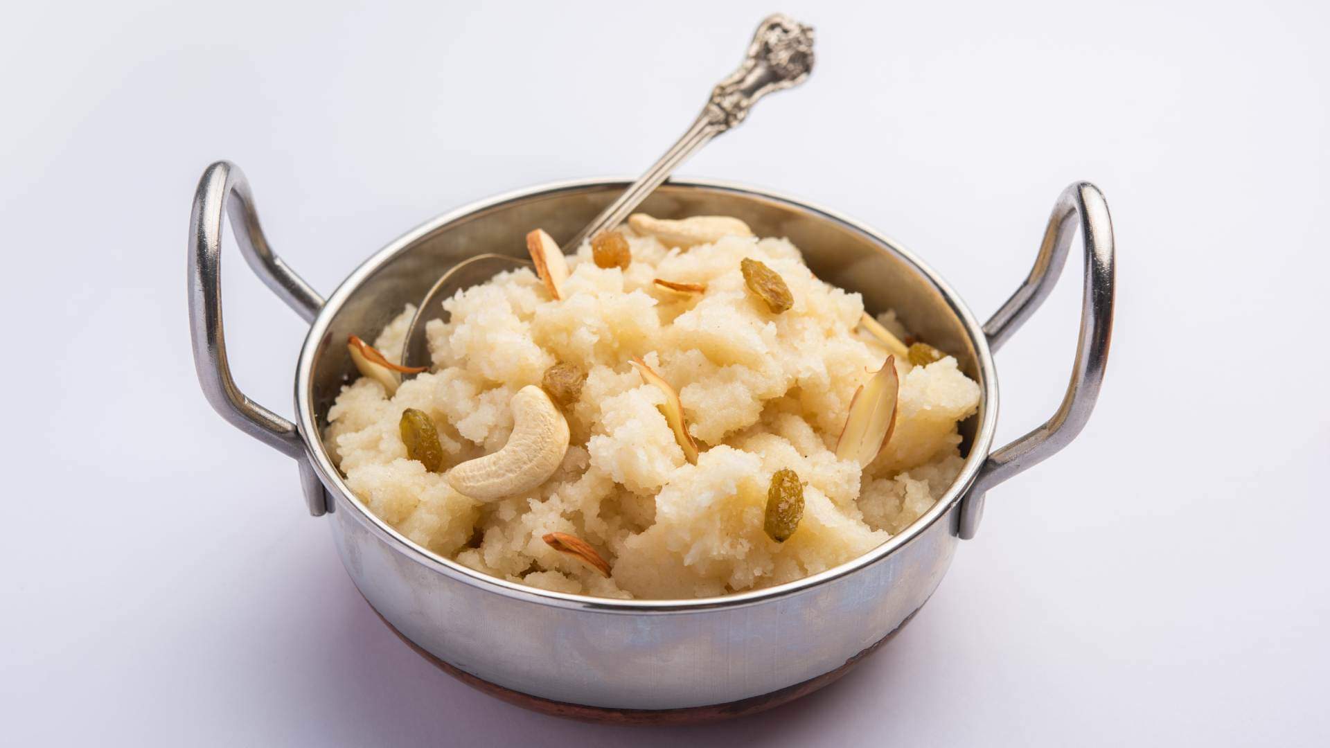 Navami Ashtami Prasad 2025 recipe Avoid these mistakes while preparing Halwa for Puja Know details in Hindi