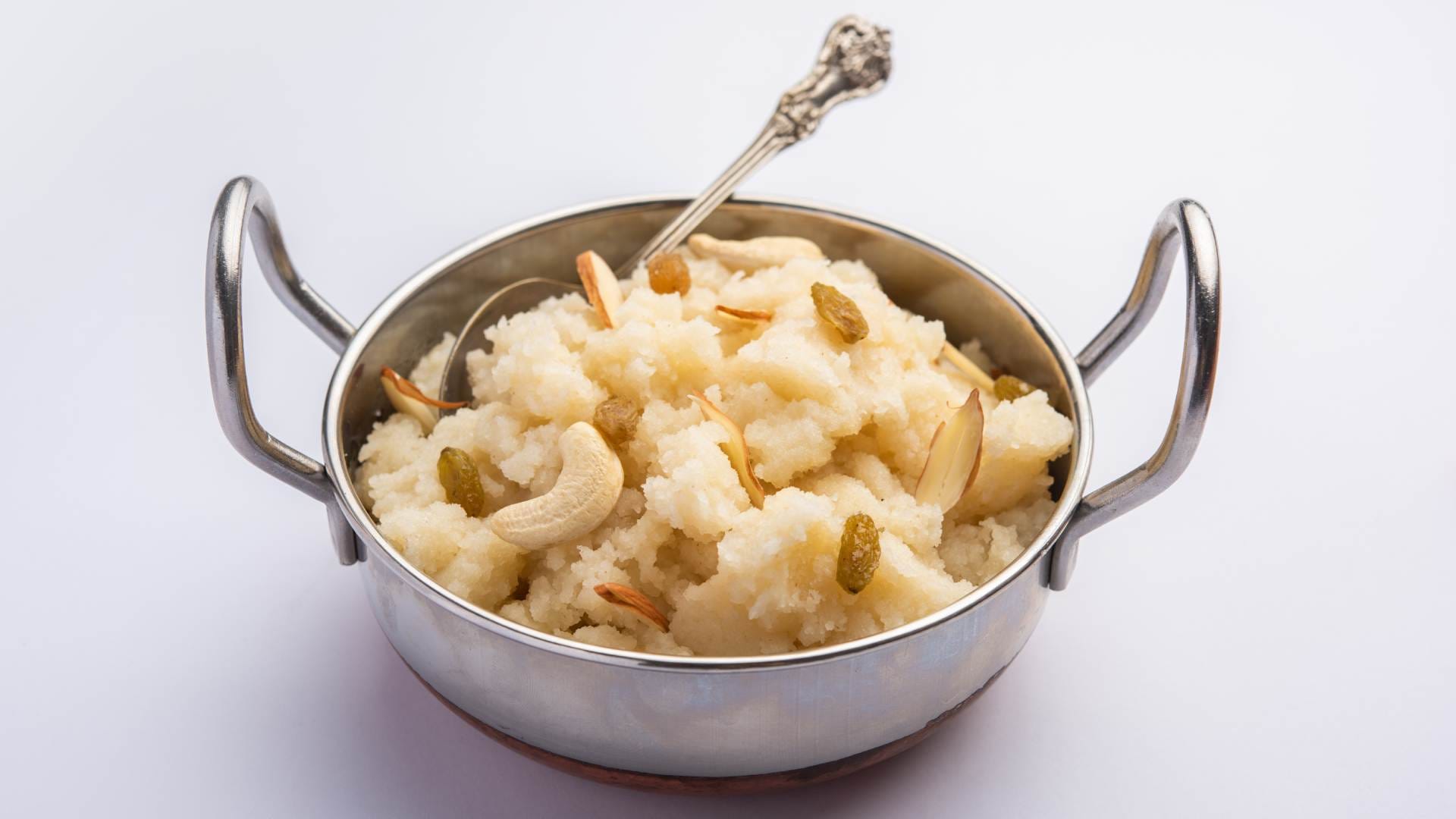 Navami Ashtami Prasad 2025 recipe Avoid these mistakes while preparing Halwa for Puja Know details in Hindi