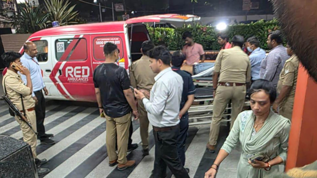 Kanpur: accused of firing slit his own throat with a blade at Ratanpur Chowki, condition critical