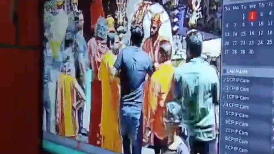 Haridwar News Controversy again at Pilot Baba Ashram, video of bouncers assaulting saint goes viral