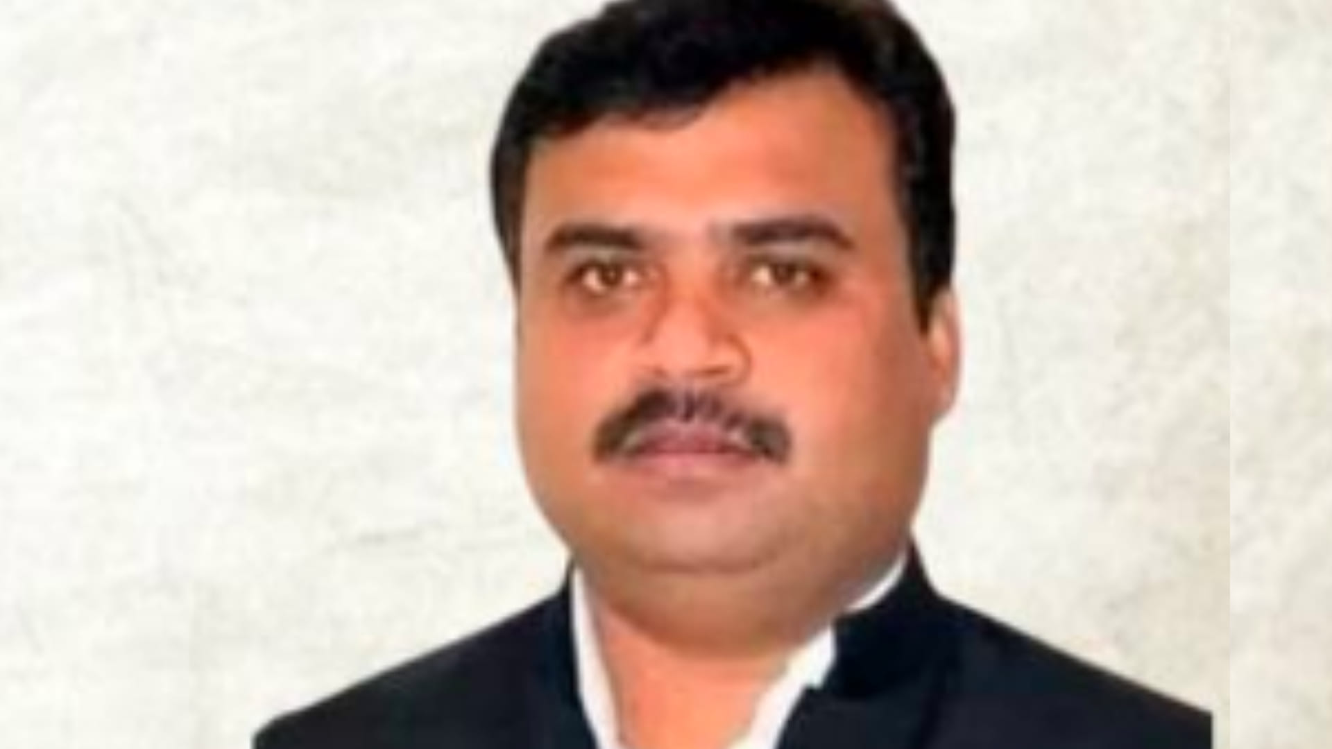 सतना विधायक सिद्धार्थ कुशवाह को कोर्ट से राहत मिली है।