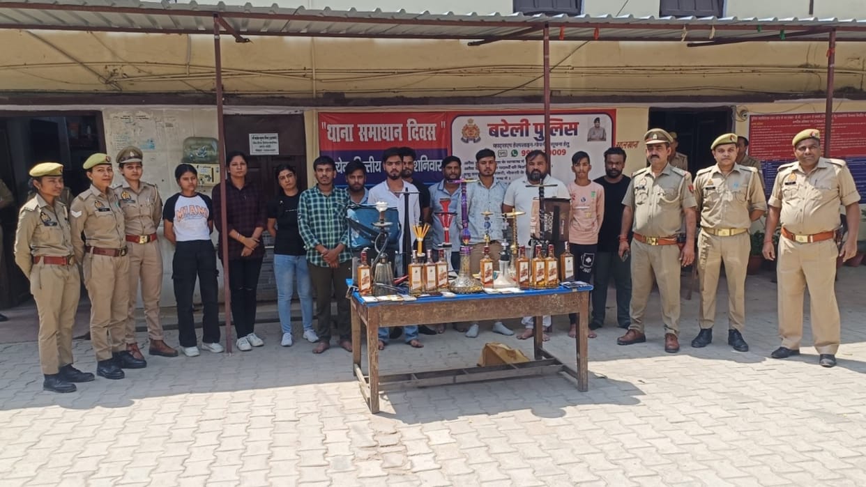 Police raided hookah bar in Bareilly and arrested 12 accused