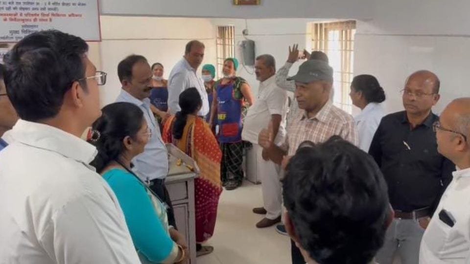 SECL Welfare Board team visited SECL Main Hospital