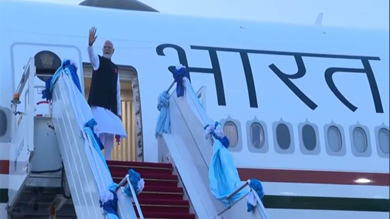 PM Modi hold talks with President Dissanayake in Sri Lanka today;  know all the updates