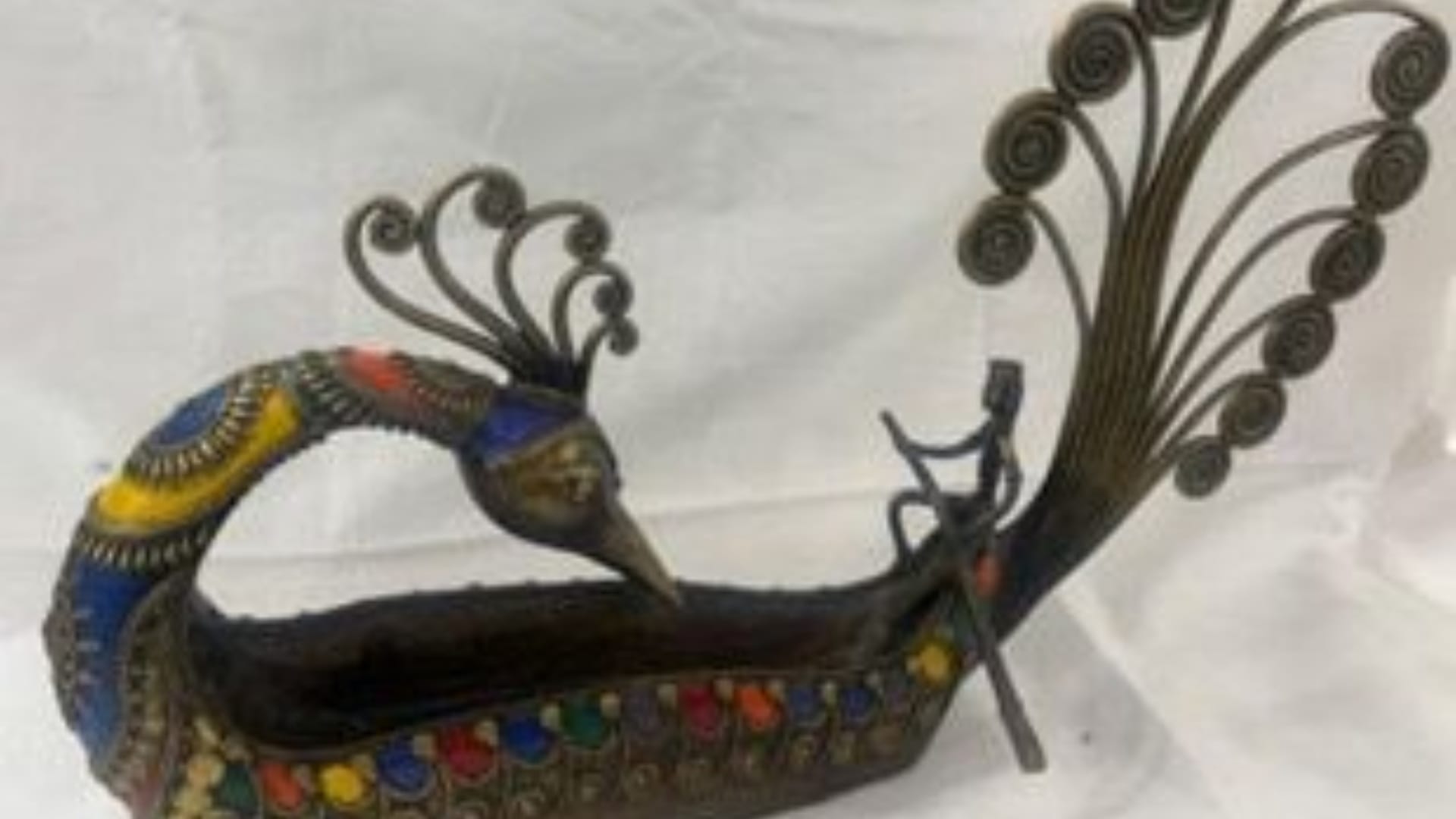 PM Modi Thailand Visit Gifts from Andhra Pradesh, UP, bihar and Indian Cultural Heritage news and photo