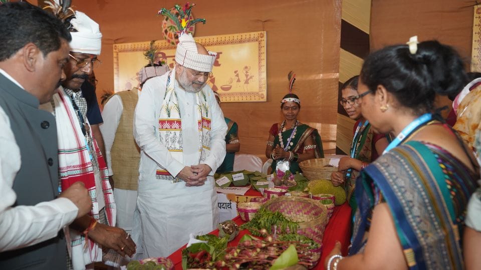 Union Home Minister Amit Shah shared a photo of a Dondra Panchayat on social medida