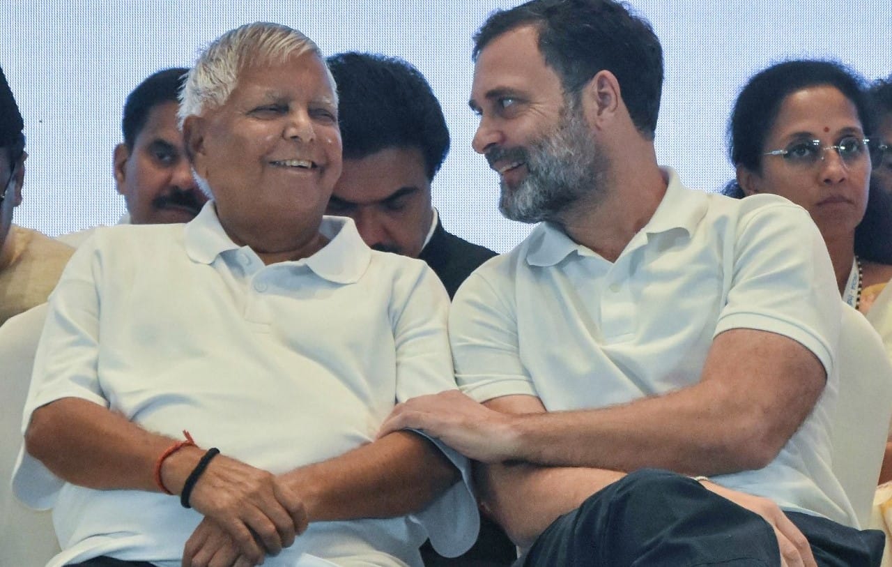 लालू यादव और राहुल गांधी की फाइल फोटो।