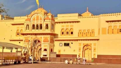 Niwari News: Ramraja temple will be decorated with flowers on Ram Janmotsav in Orchha