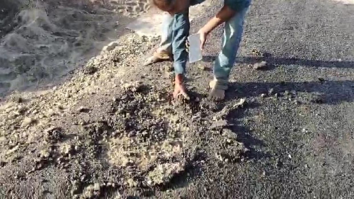 Under-construction road got uprooted by hands in Pilibhit