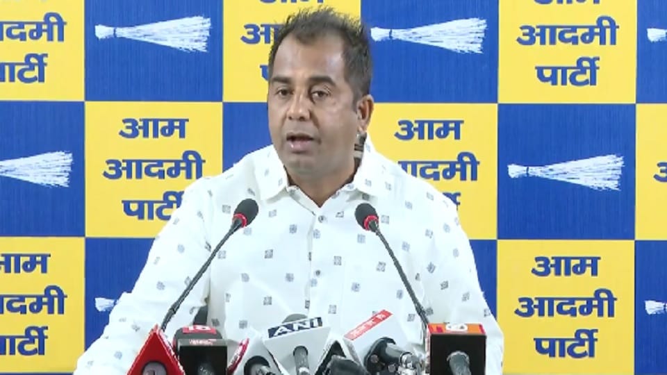 AAP alleges that Rohingya children have been given admission in Delhi government schools