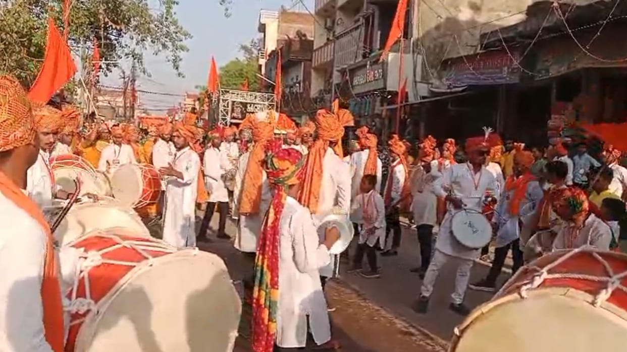 Procession took place on Ram Navami tableaus of gods and goddesses were included devotees showered flowers
