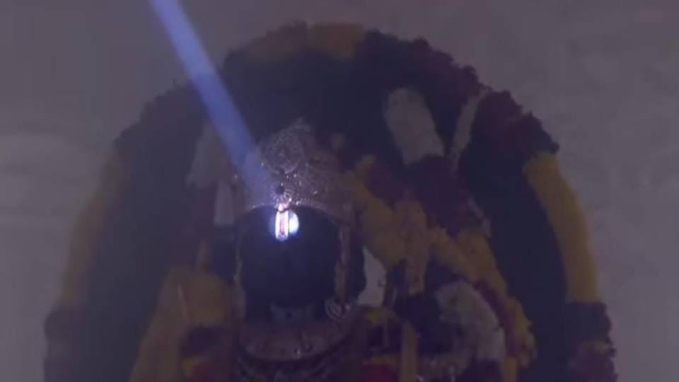Ram Navami Ayodhya Live Ram Lalla Surya Tilak Darshan Devotees Crowd Today Photos News in Hindi