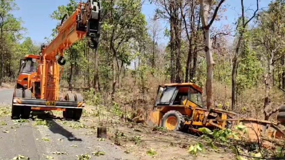 main road connecting Madhya Pradesh to Bilaspur and Raipur, Banjari Ghat, is dilapidated