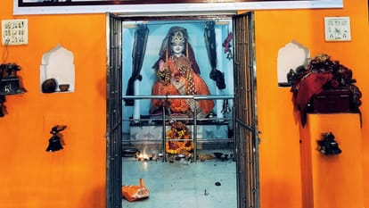 Muslim children supported Wakf Bill interim bail in Dalit harassment Popular news from Varanasi