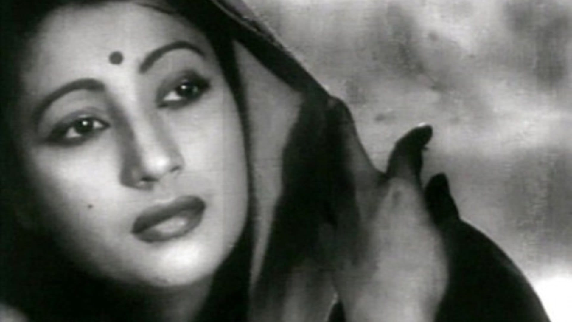Know the about life story and cinema career of actress suchitra sen on her birth anniversary