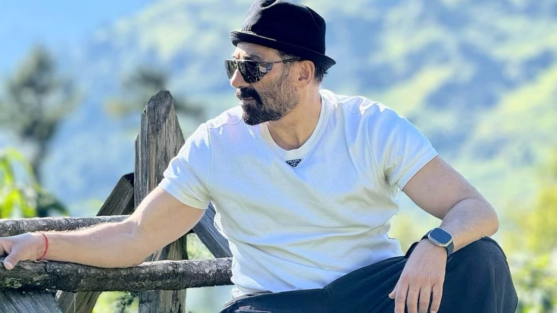 Actors Who Fit At The Age Of 60 Anil Kapoor Suniel Shetty Nagarjuna Anupam Kher Sunny Deol Rakesh Roshan