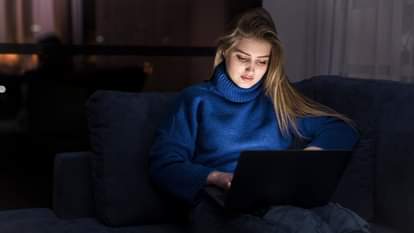 स्क्रीन टाइम (सांकेतिक)