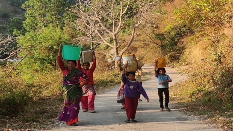 Drinking water crisis from mountains to plains in uttarakhand