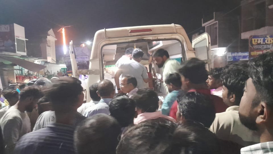 A young man died and a girl got injured after being hit by a truck