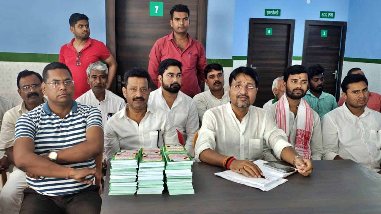 Bihar News: Tejashwi Yadav's public meeting in Gopalganj on April 9, will inaugurate a 70-bed free hospital