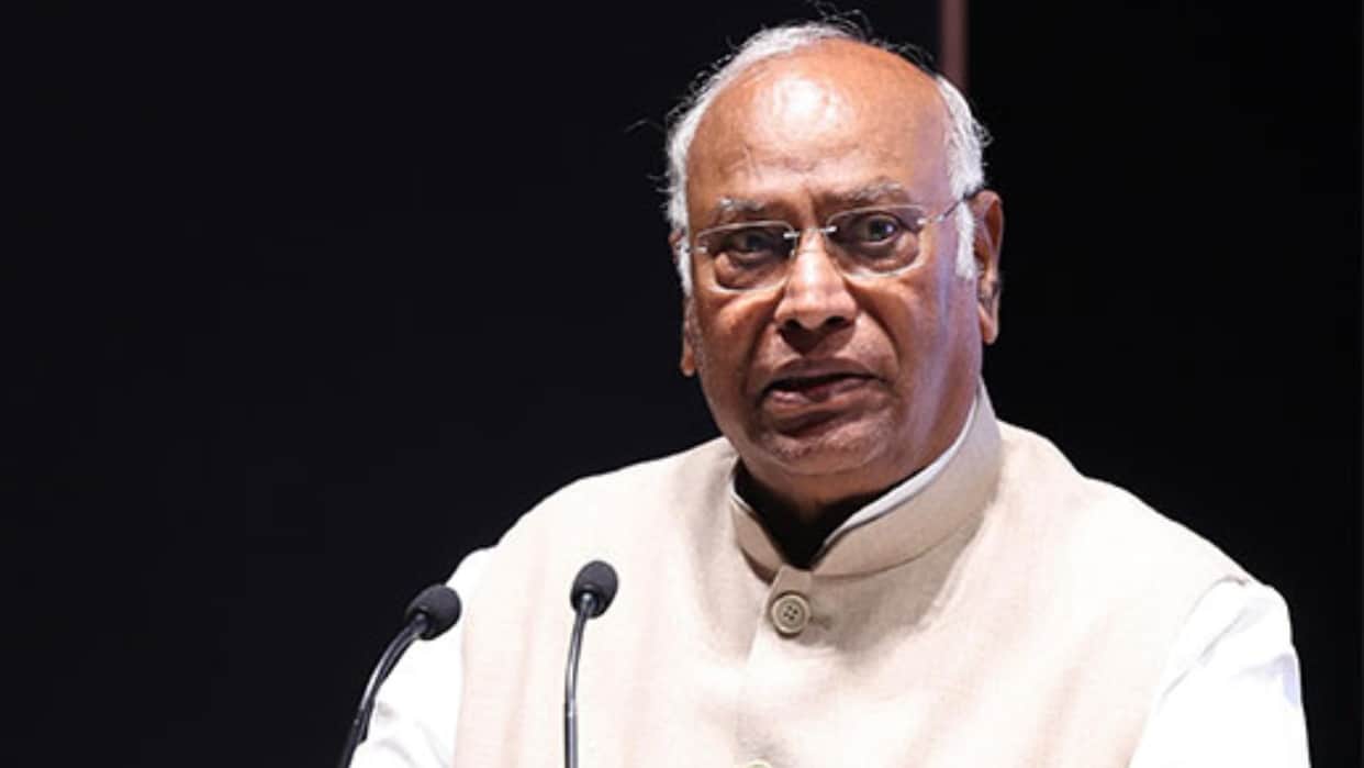 World Health Day: Congress President Mallikarjun kharge slams, says- modi govt brings country's Health in icu