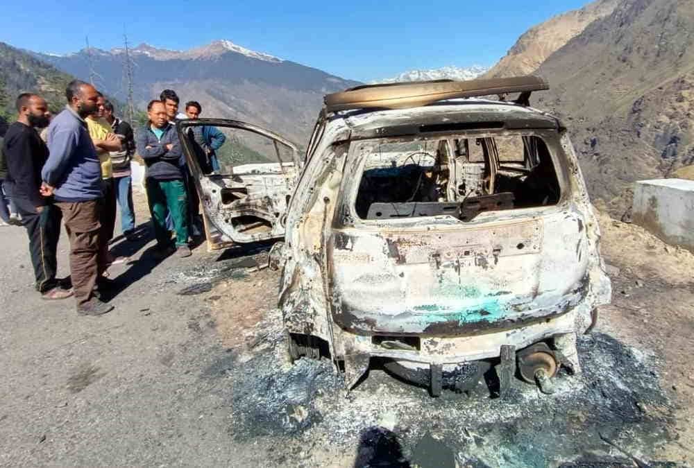 Chaoli News Woman body found in burnt car Secret revealed Missing her brother body found in ditch