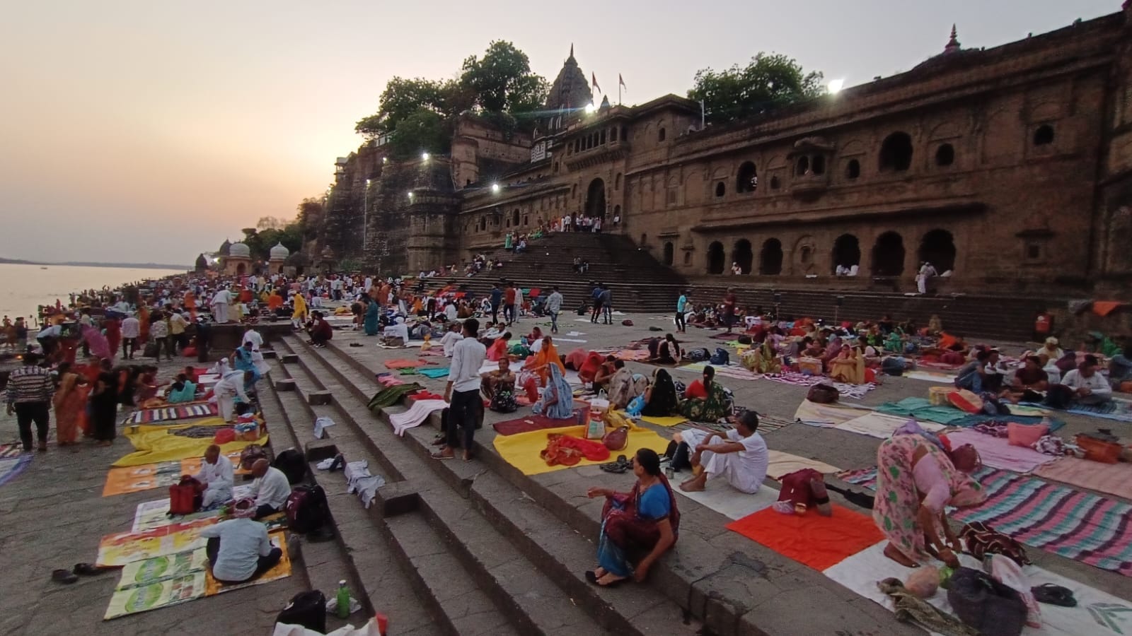maheshwar panchkoshi yatra begins from ahilya ghat narmada devotion 2025