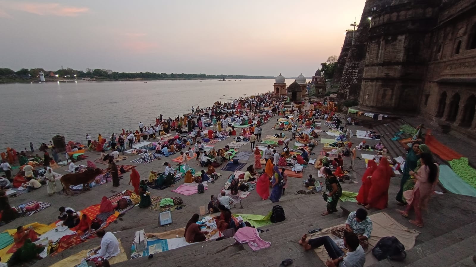 maheshwar panchkoshi yatra begins from ahilya ghat narmada devotion 2025