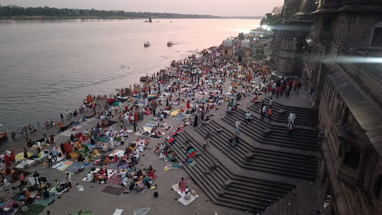 maheshwar panchkoshi yatra begins from ahilya ghat narmada devotion 2025