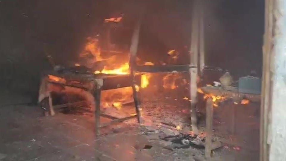 Moradabad: Fire broke out in the wheat purchasing centre of the Mandi, records and furniture burnt