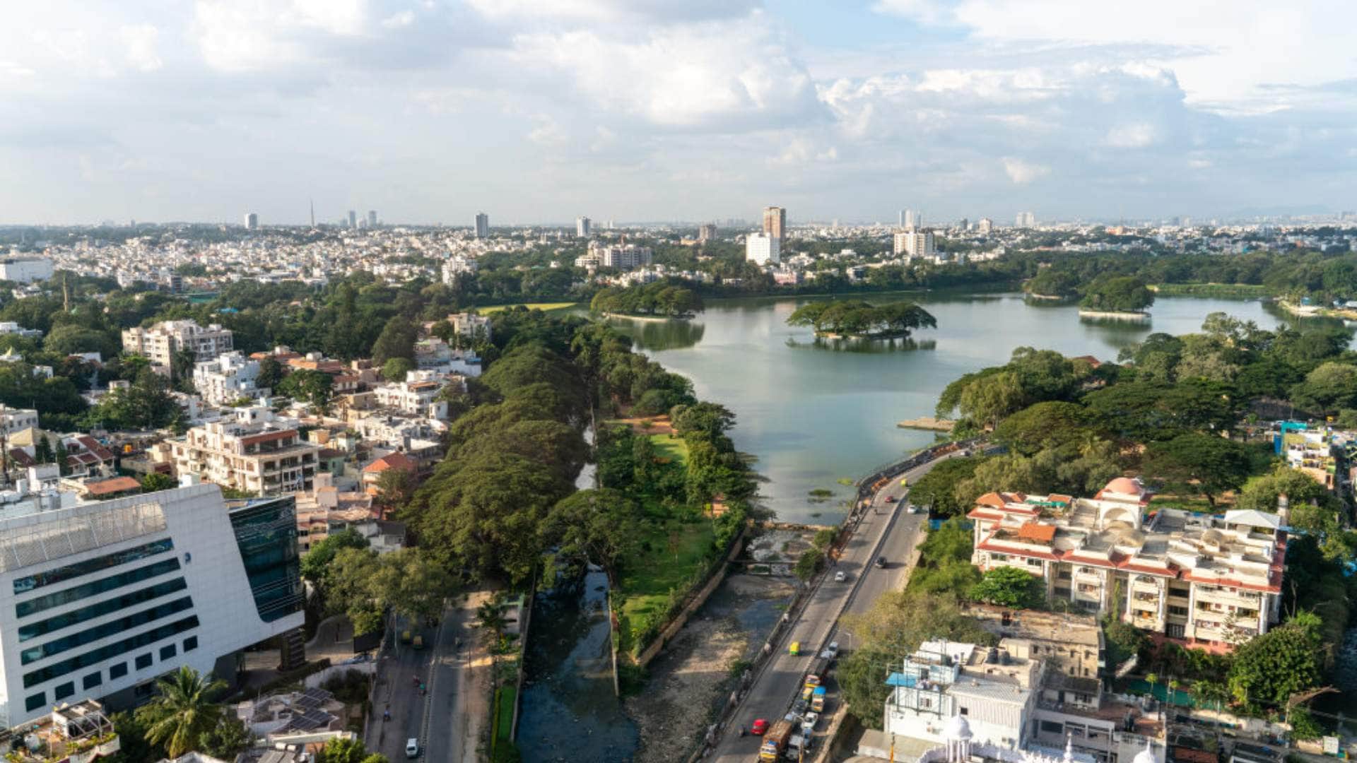 software engineer living expense in bengaluru 1 8 crores package salary spent linkedin viral News in Hindi